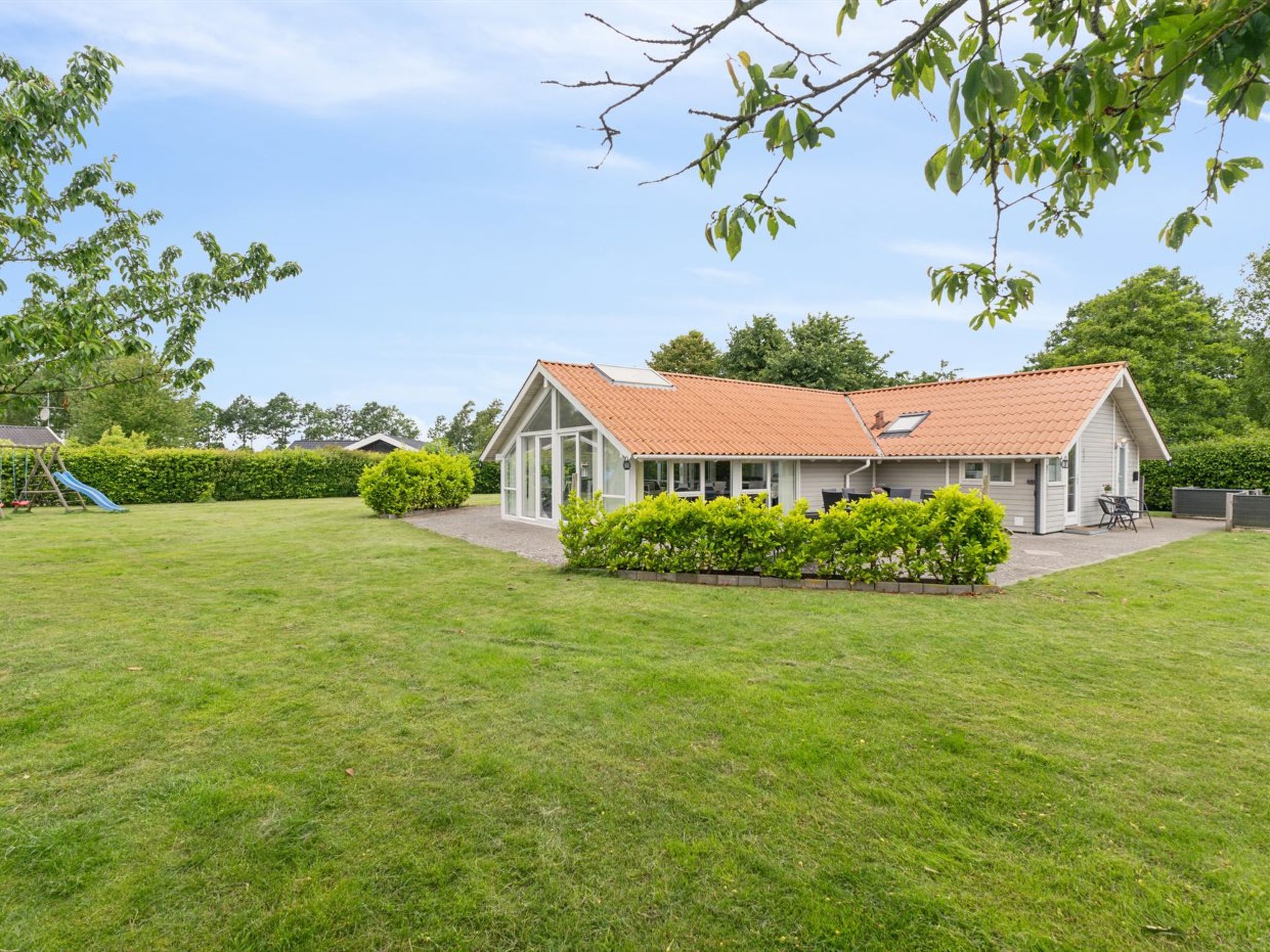 "Chrisse" - 250m from the sea