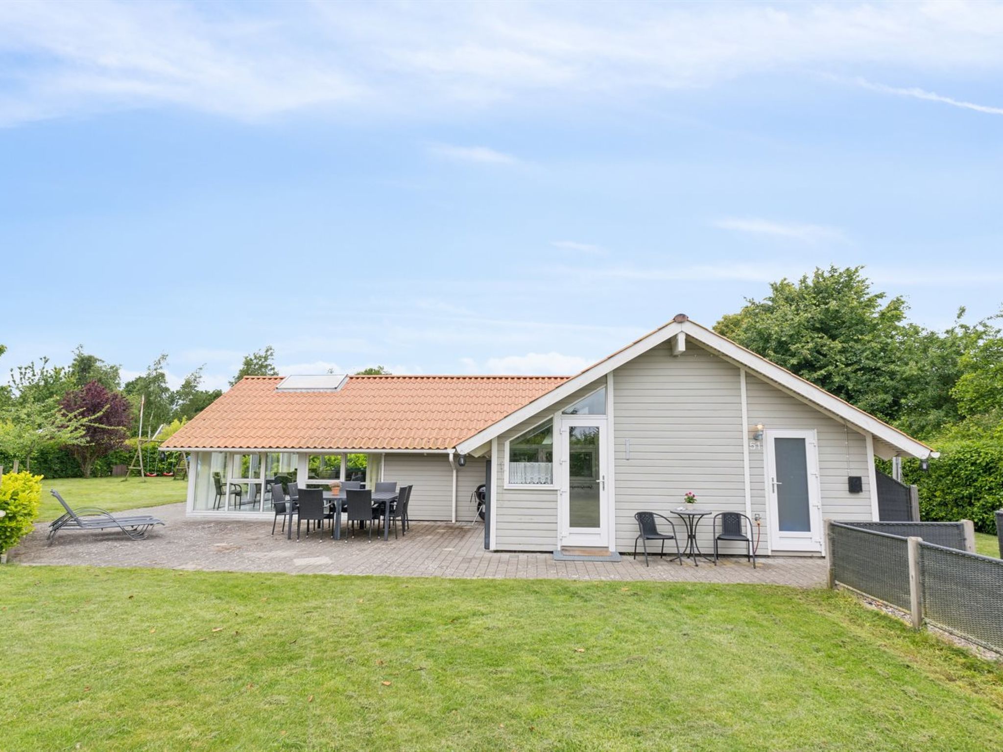 "Chrisse" - 250m from the sea - Buiten