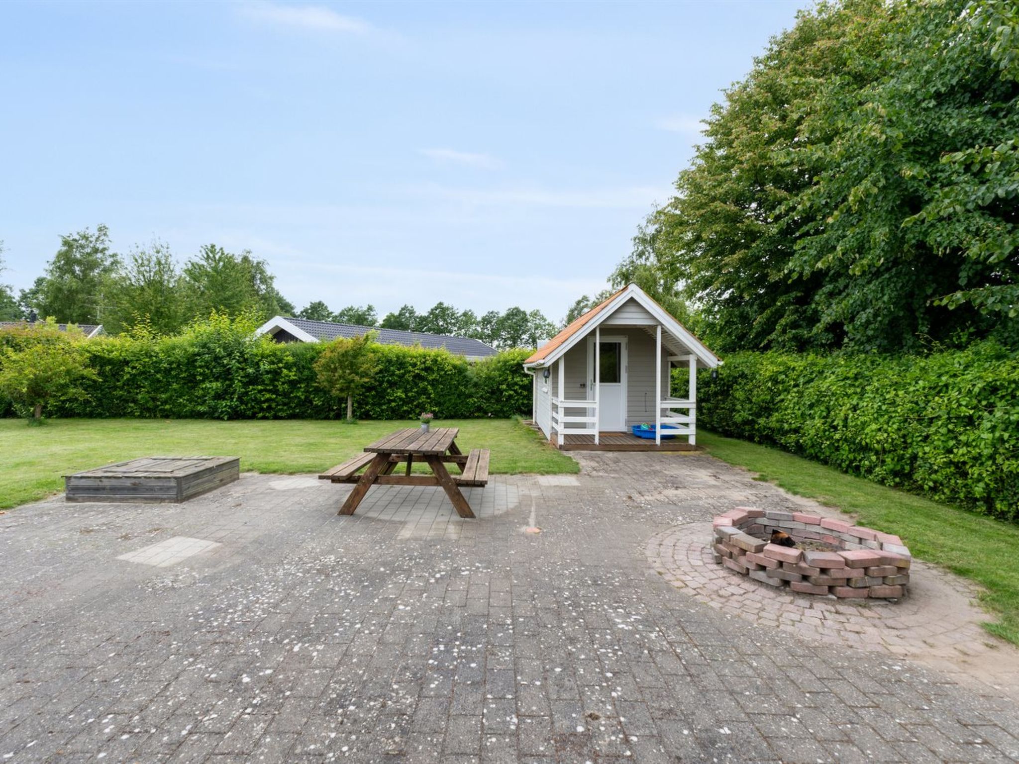"Chrisse" - 250m from the sea - Buiten
