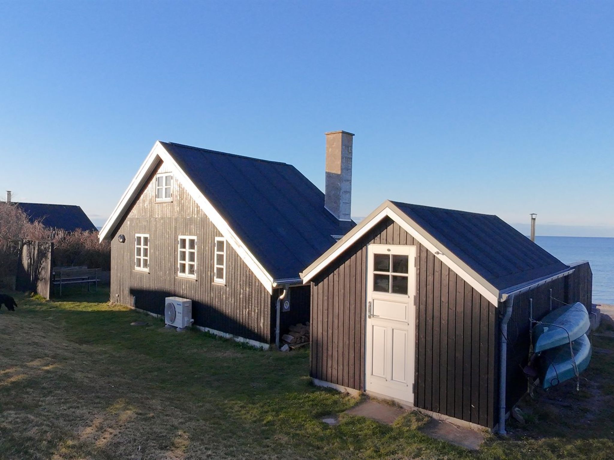 "Ofrath" - 5m from the sea - Buiten