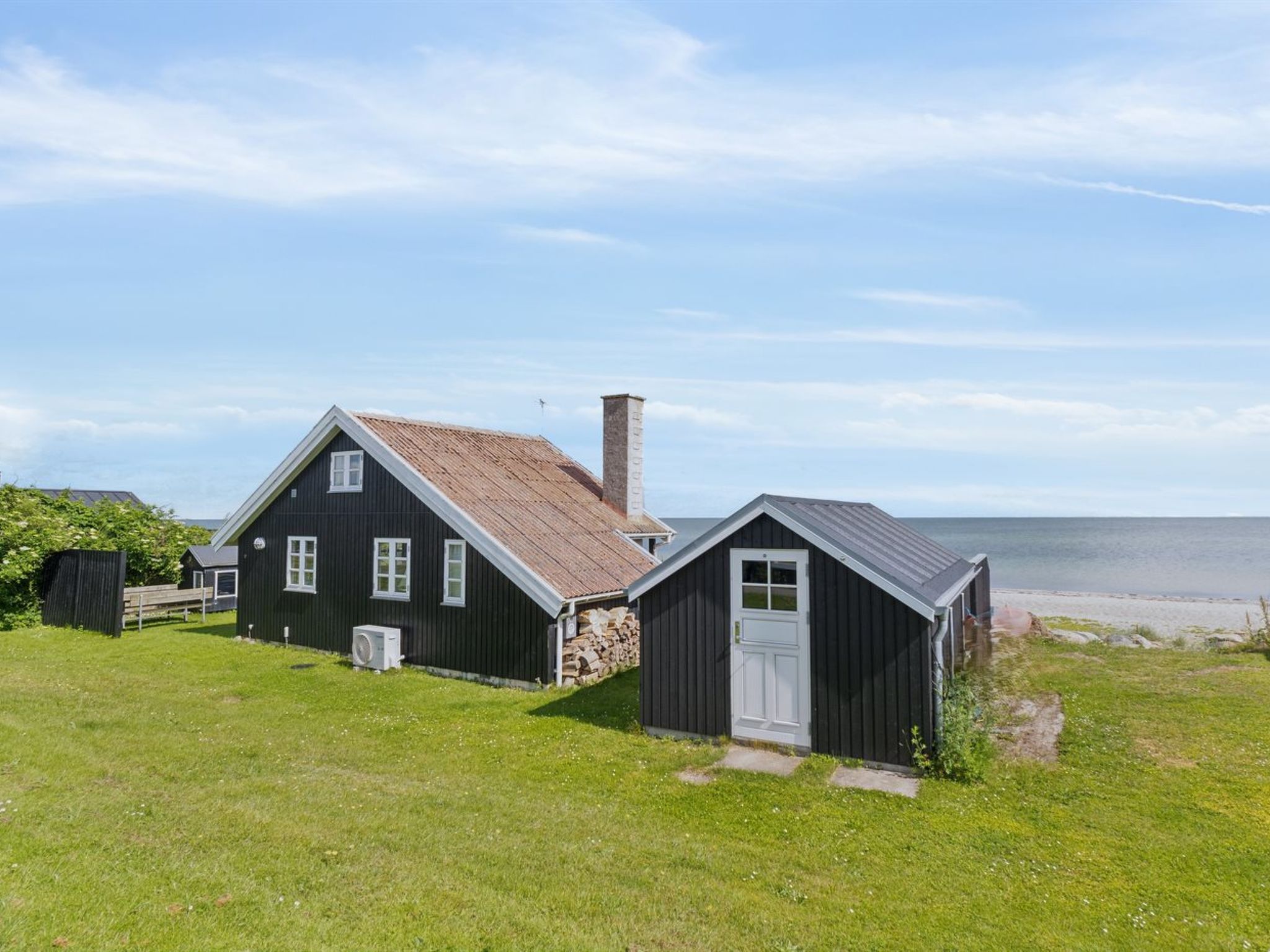 "Ofrath" - 5m from the sea - Buiten