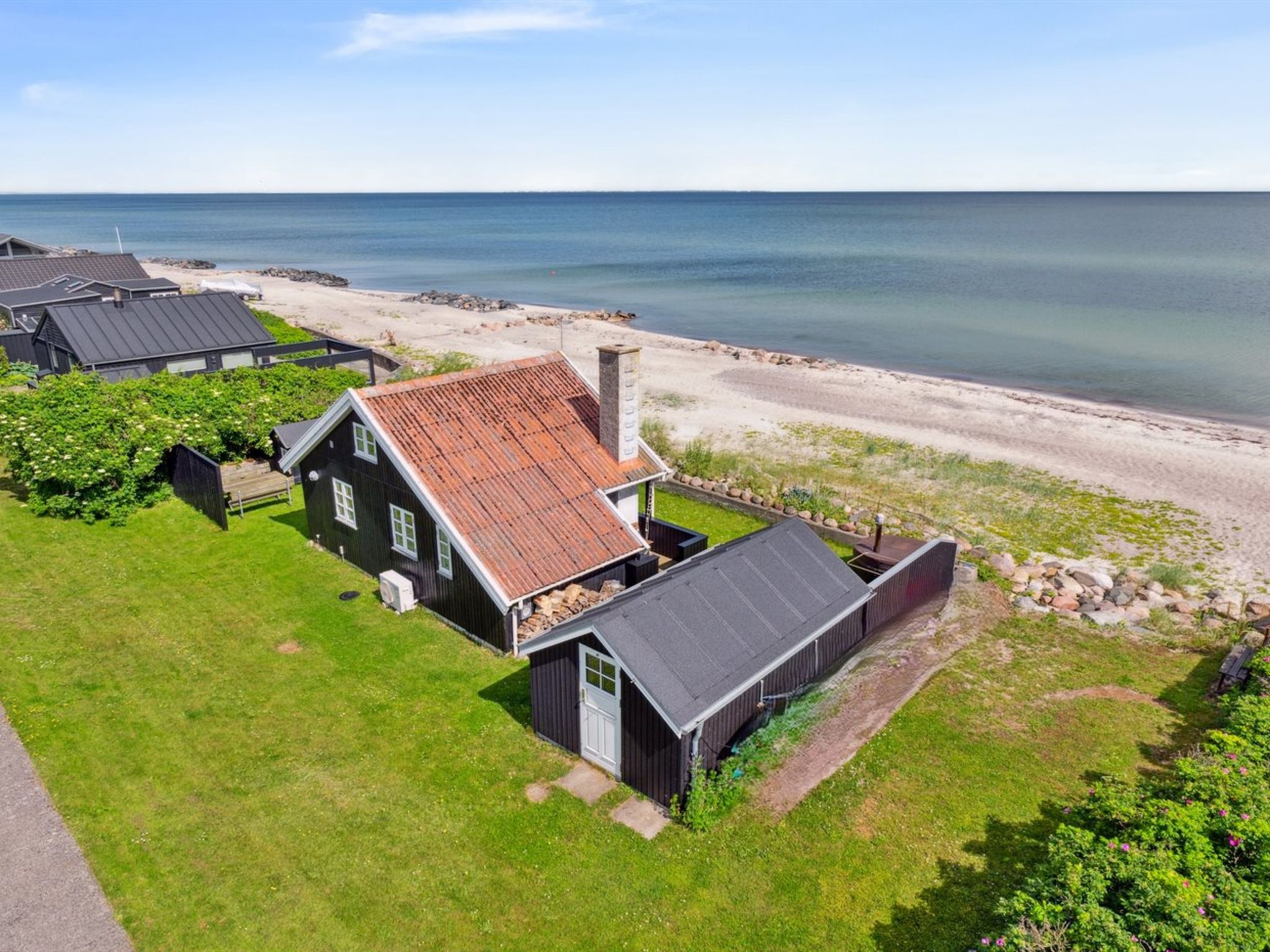 "Ofrath" - 5m from the sea - Buiten