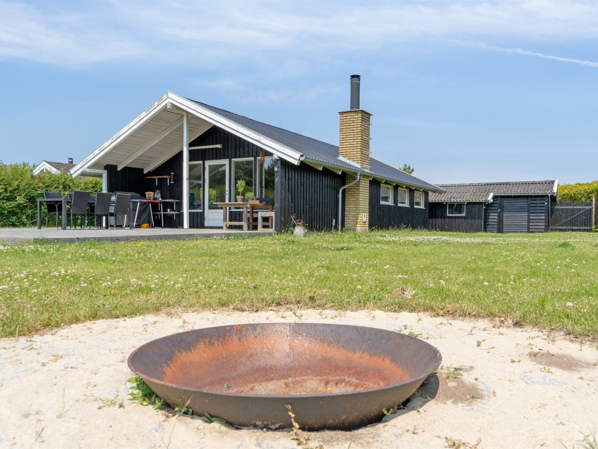 "Guthmund" - 400m from the sea - Buiten