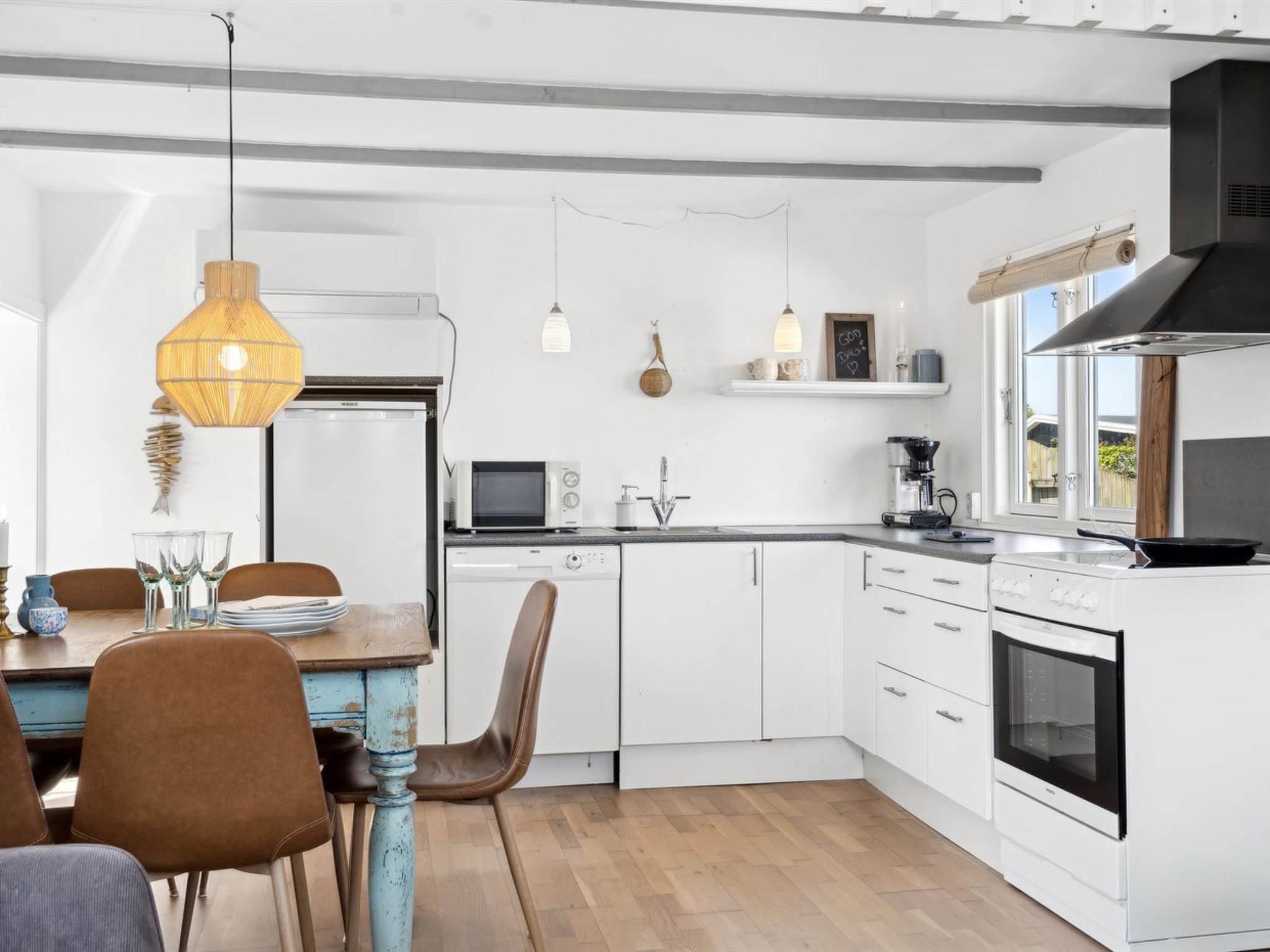 "Paula" - 80m from the sea-Binnen