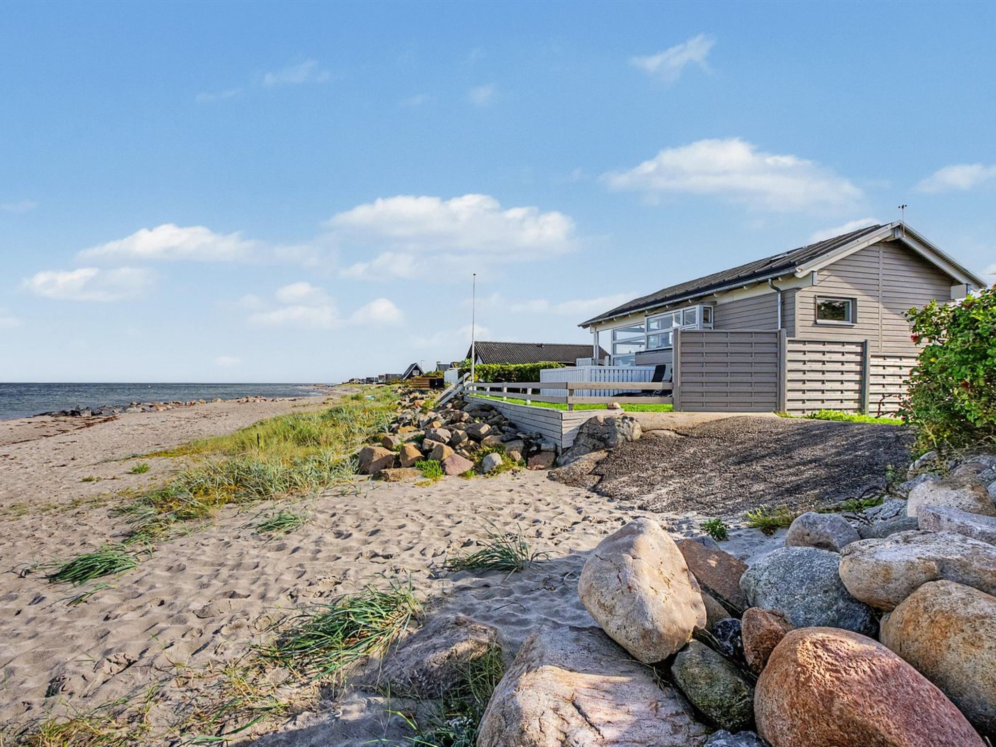 "Diderik" - 5m from the sea