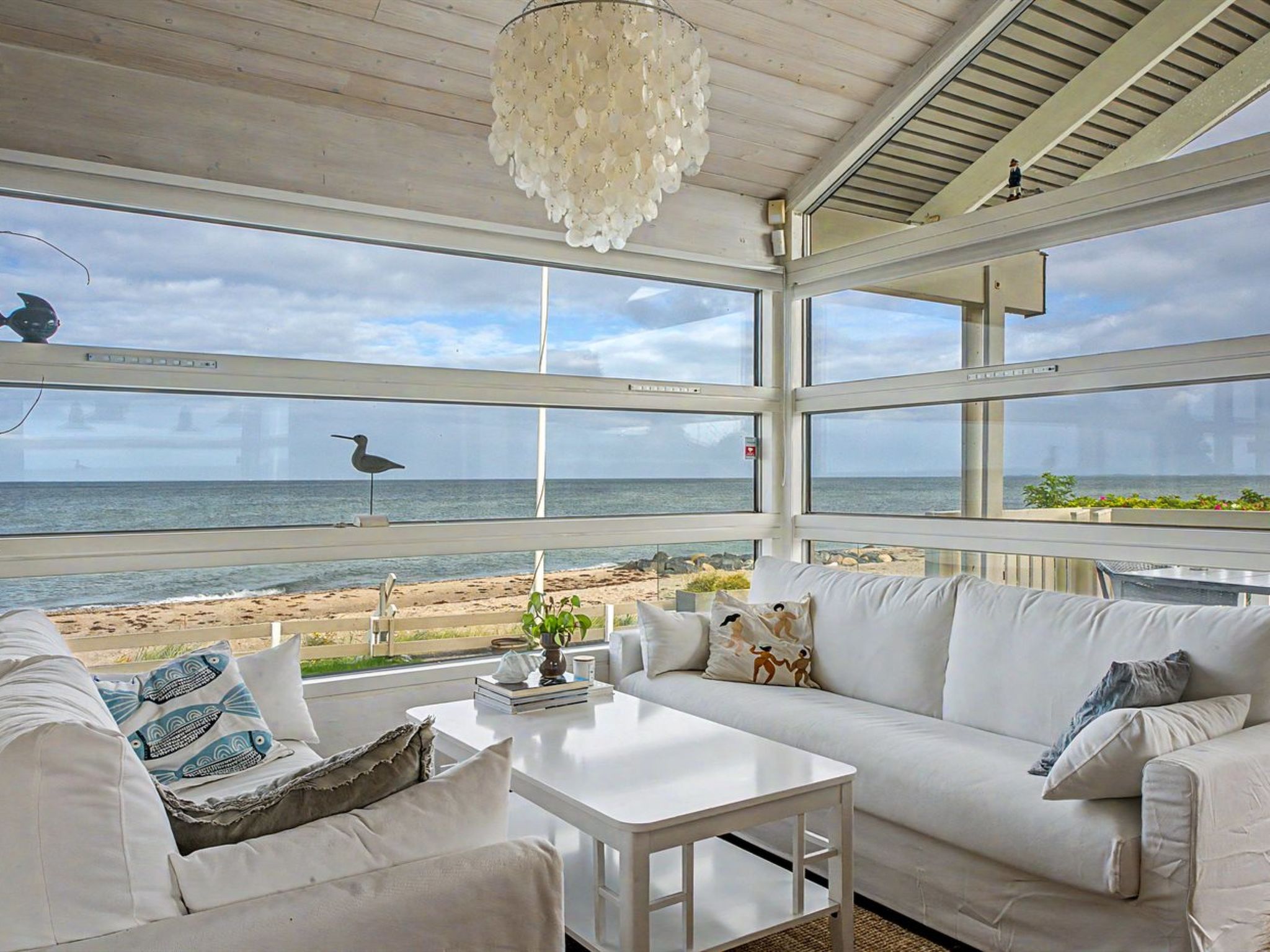 "Diderik" - 5m from the sea