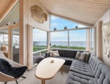 4-persoons vakantiehuis met sauna direct aan zee in Otterup - thumbnail 3