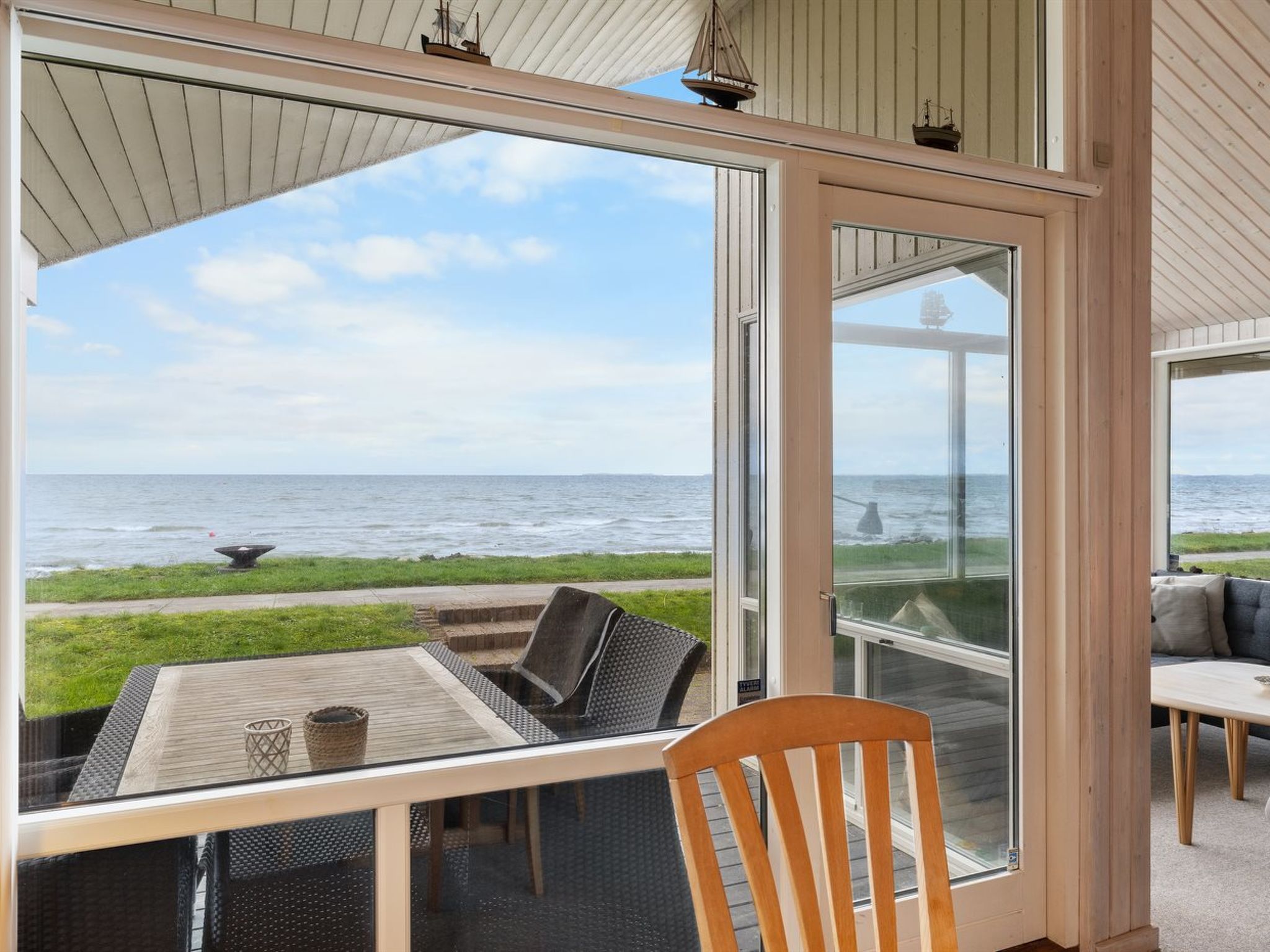 "Aswith" - 5m from the sea - Buiten