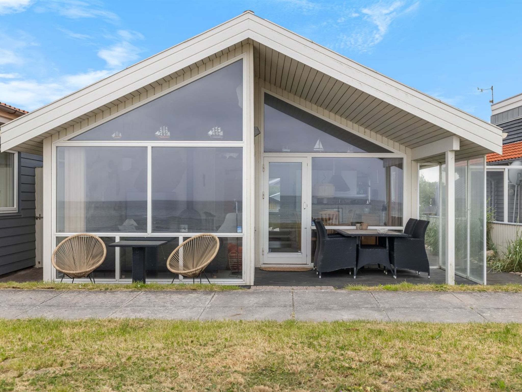 "Aswith" - 5m from the sea - Buiten