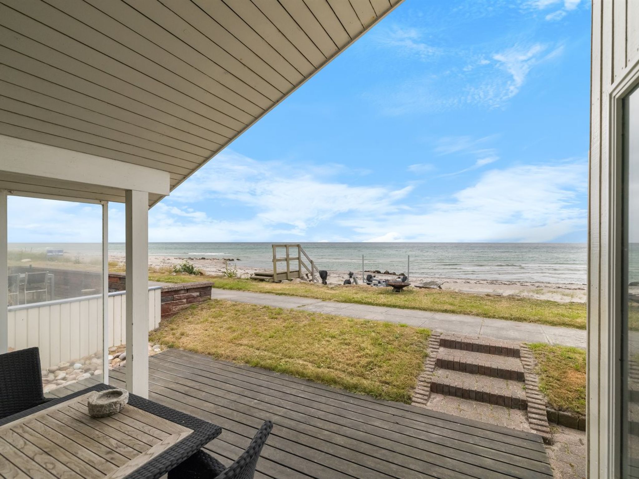 "Aswith" - 5m from the sea - Buiten