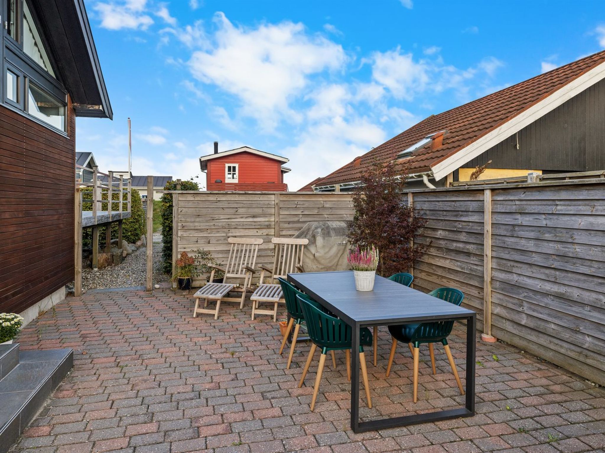 "Berner" - 40m from the sea - Draußen