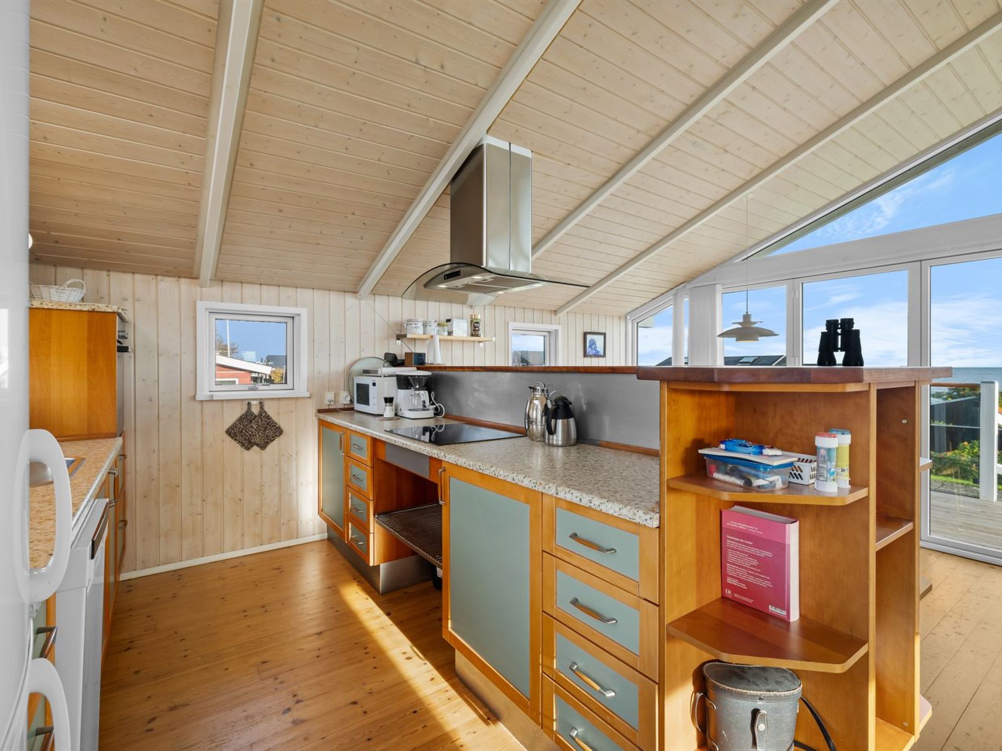 "Engelbertine" - 30m from the sea - Binnen
