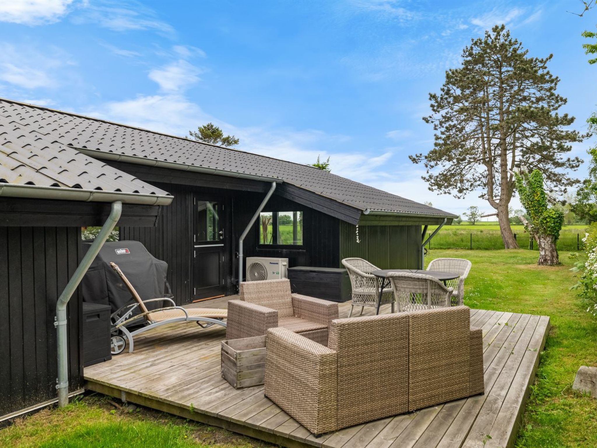 "Alvild" - 300m from the sea-Buiten