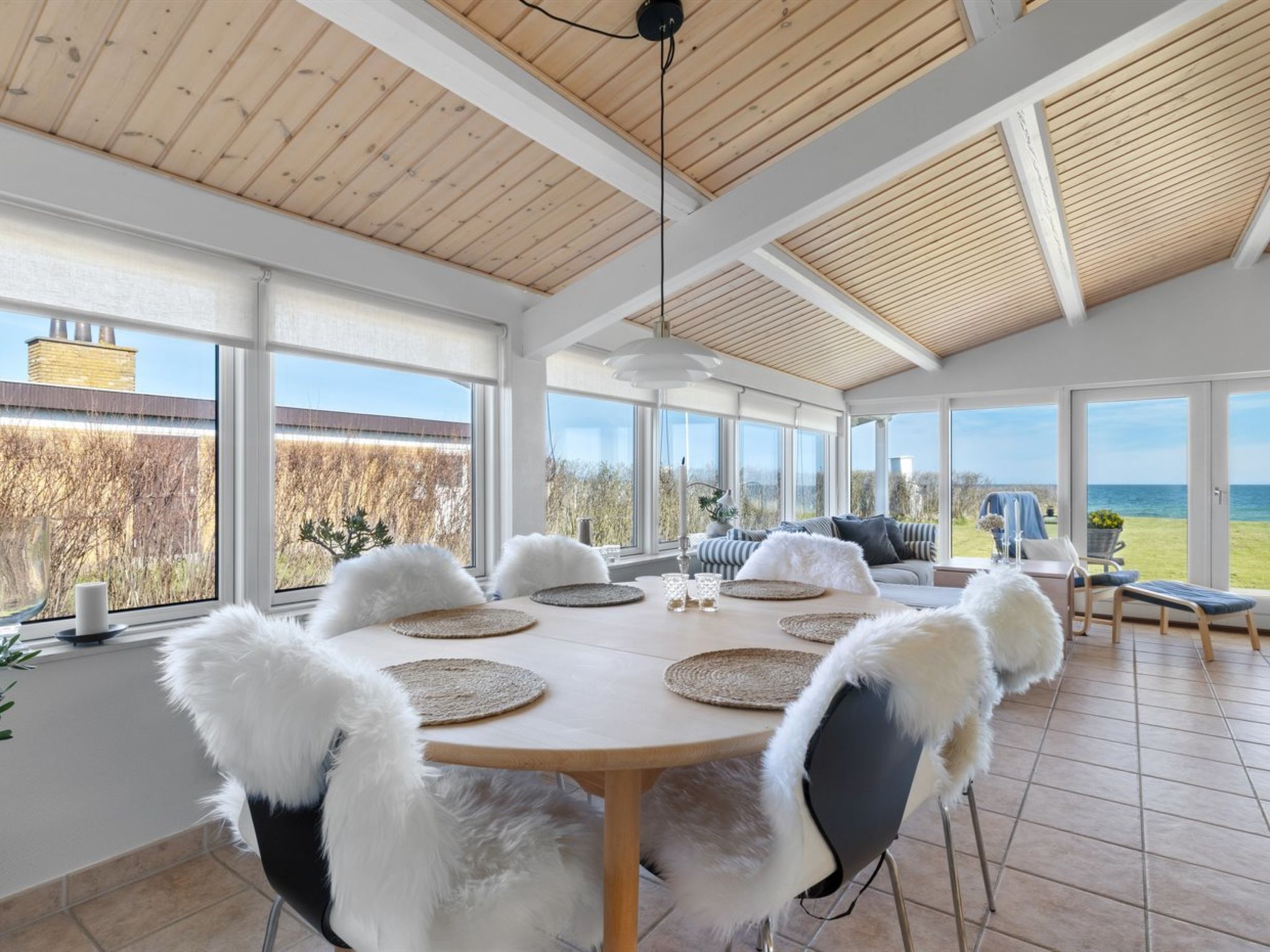 "Dimo" - 20m from the sea-Binnen