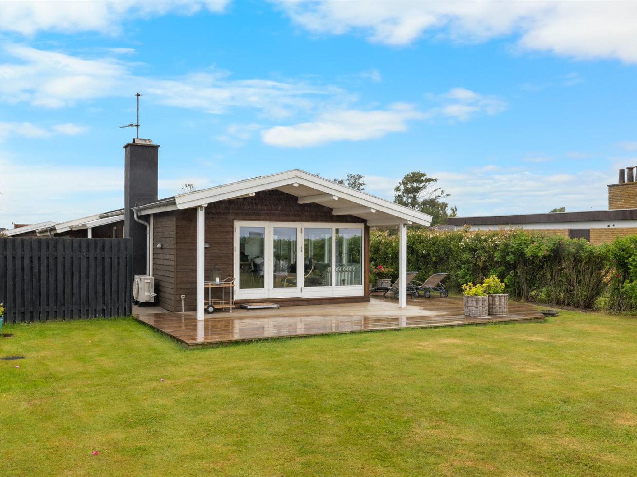 "Dimo" - 20m from the sea-Buiten