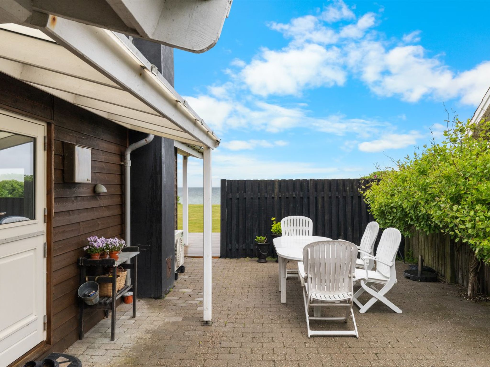 "Dimo" - 20m from the sea-Buiten