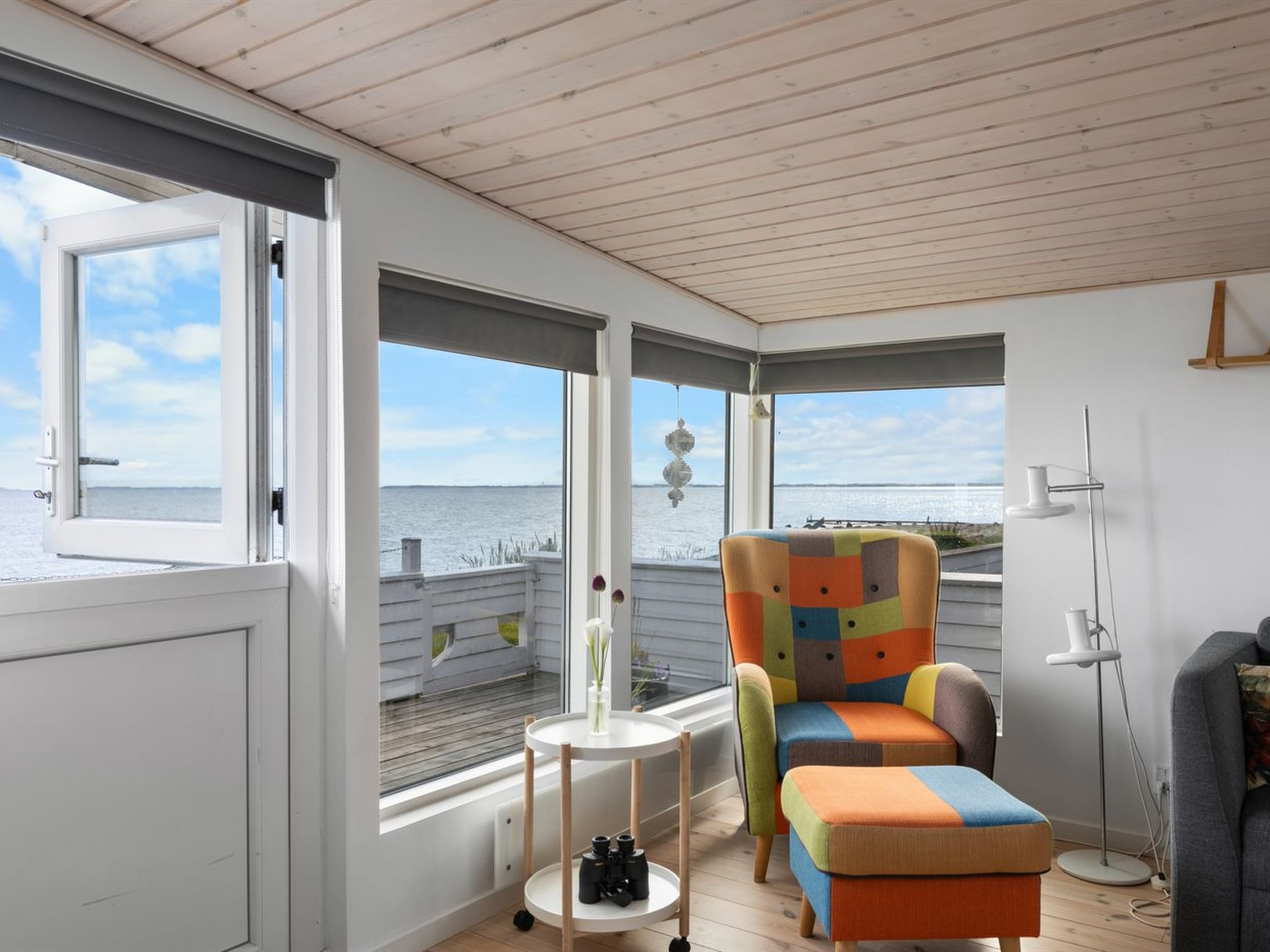 "Folkhart" - 10m from the sea-Binnen