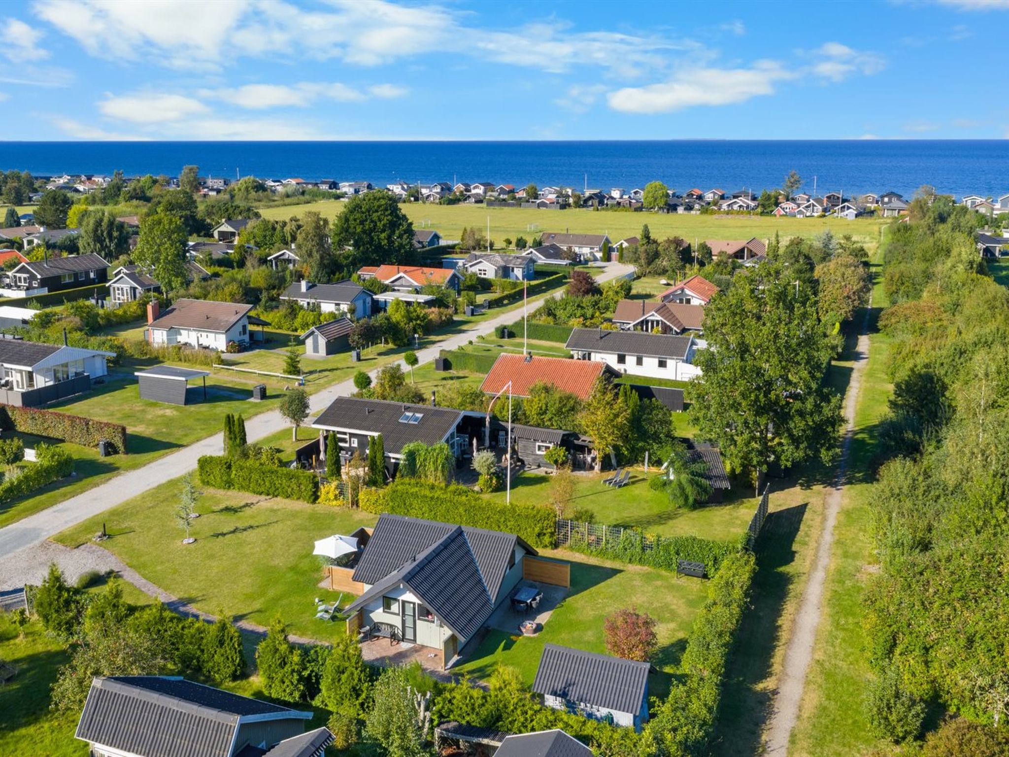 "Allin" - 350m from the sea-Buiten