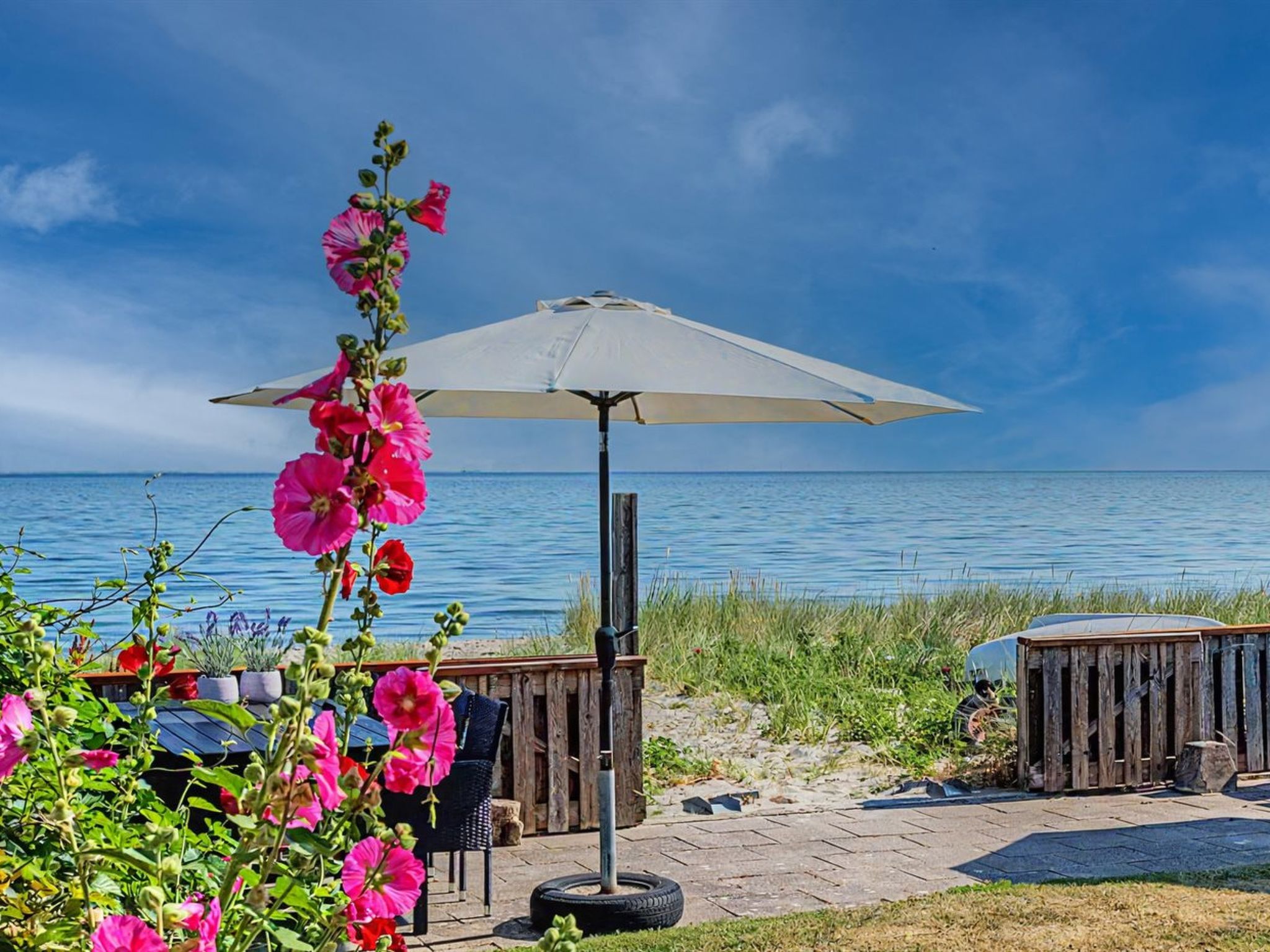 "Nedelko" - 20m from the sea - Buiten