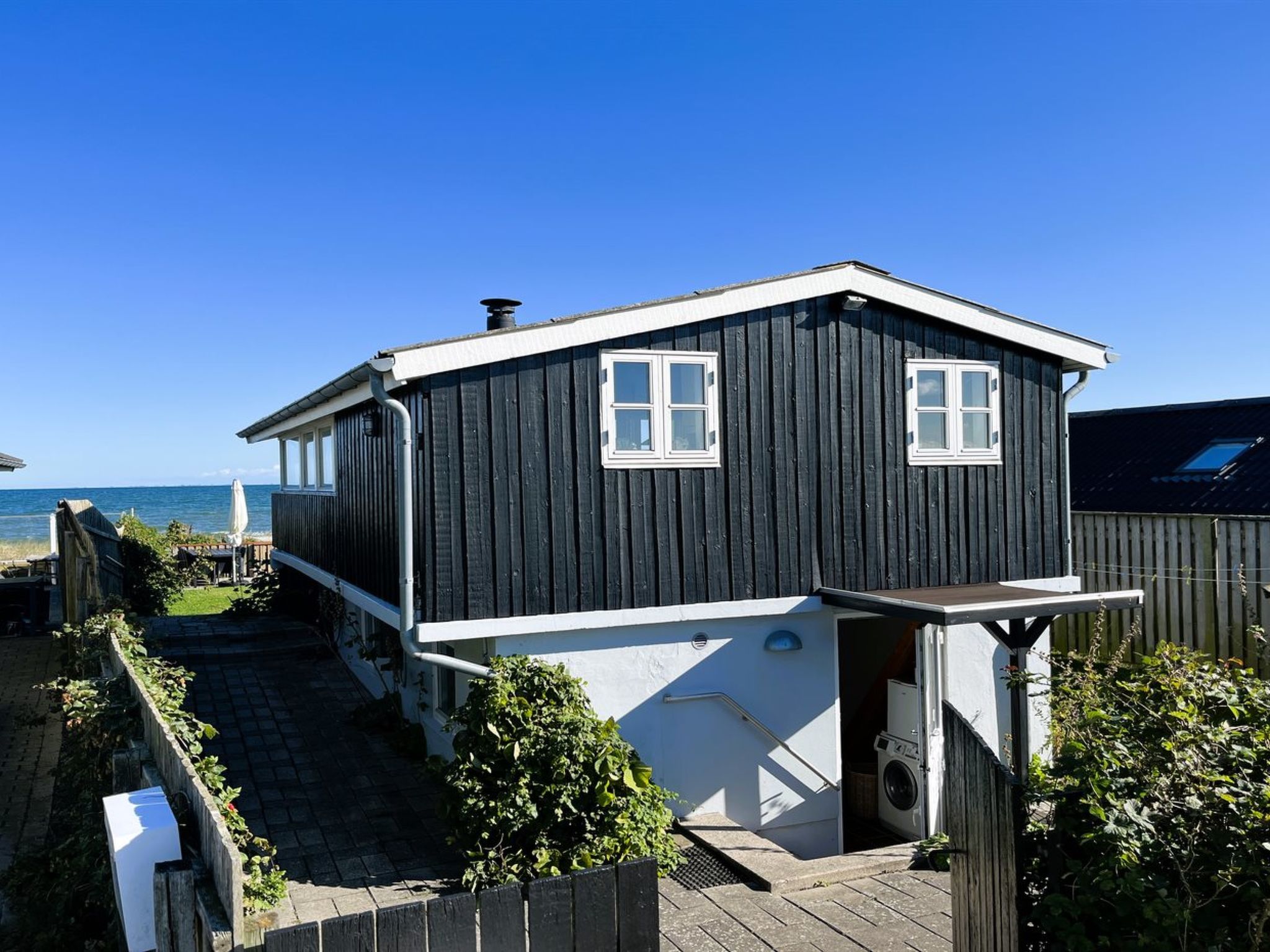 "Nedelko" - 20m from the sea-Buiten