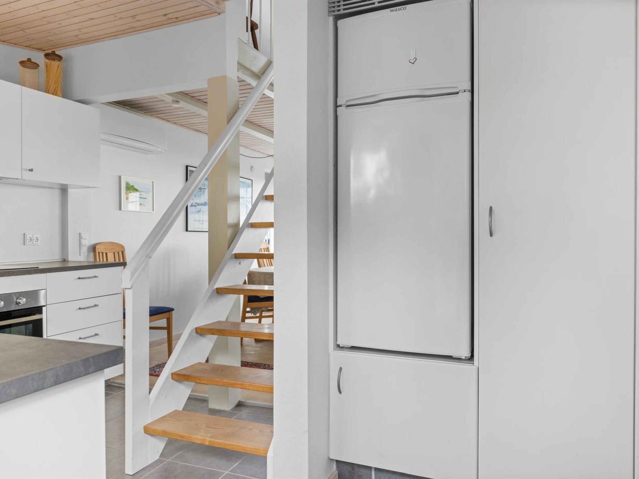 "Sila" - 25m from the sea-Binnen