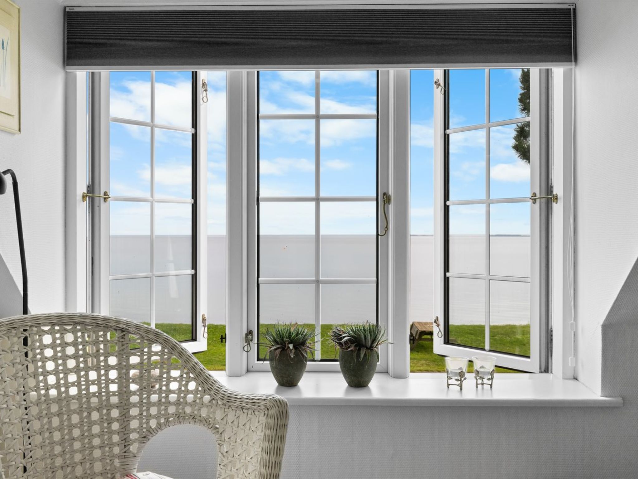 "Sila" - 25m from the sea-Binnen