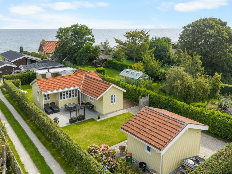 Aan zee: Sfeervol vakantiehuis Lenya in Otterup voor 6 personen in Otterup