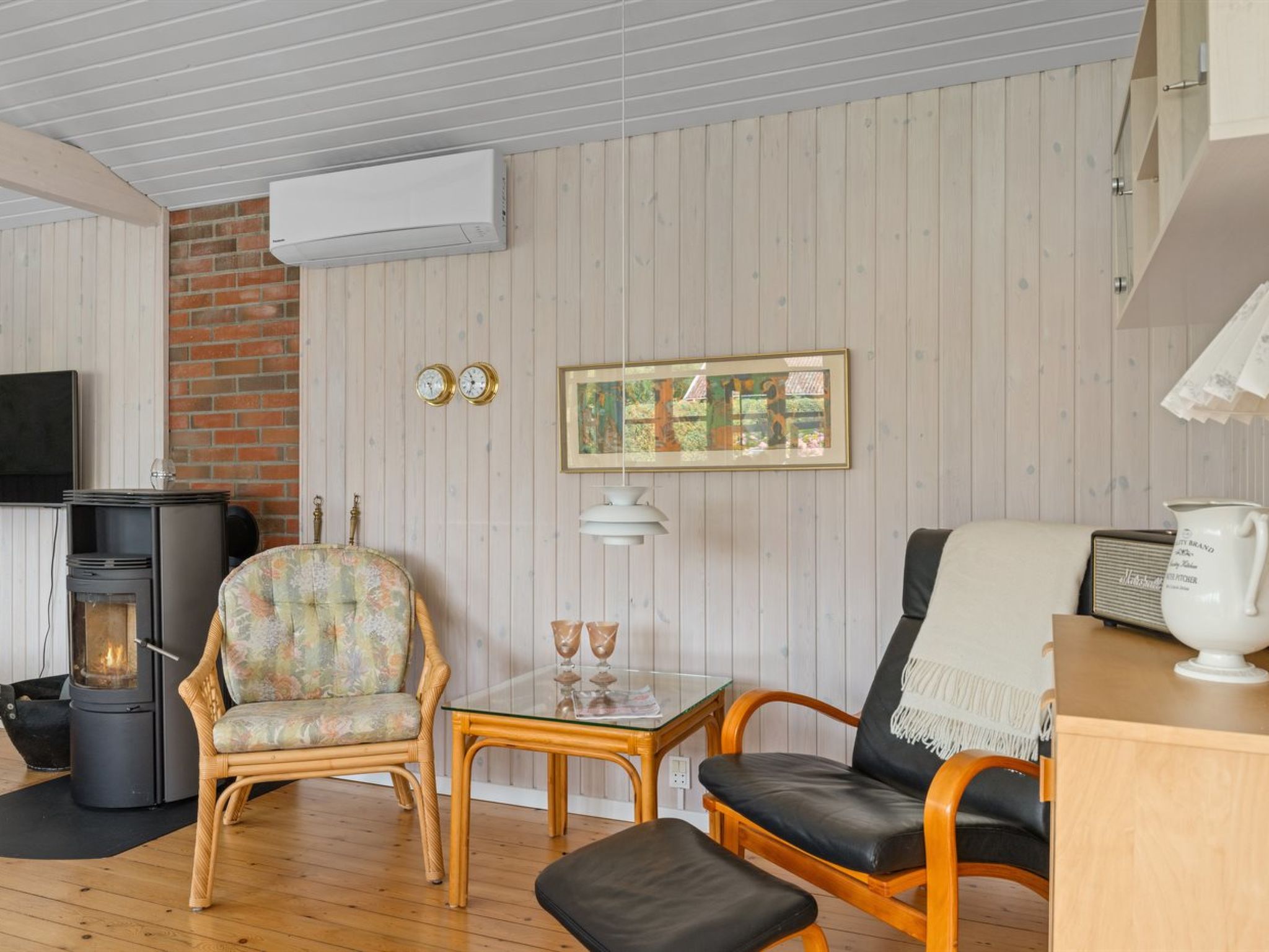 "Lenya" - 60m from the sea-Binnen