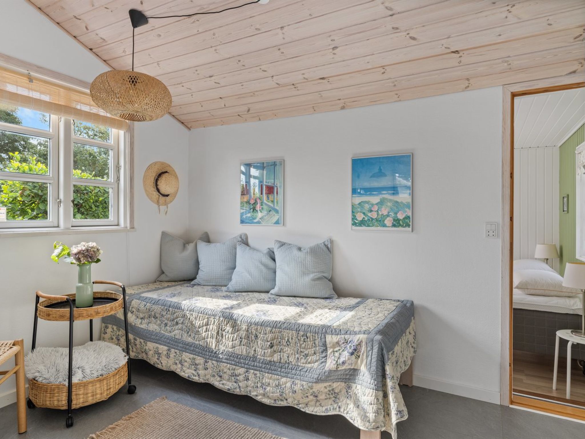 "Lenya" - 60m from the sea-Binnen