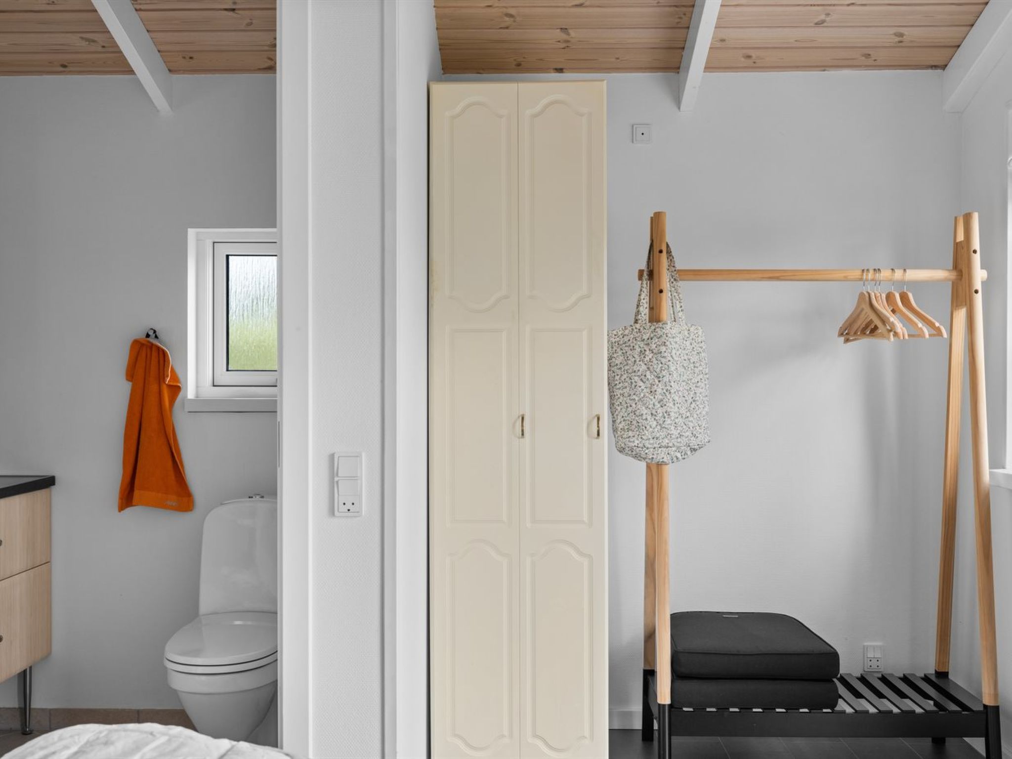 "Lenya" - 60m from the sea-Binnen