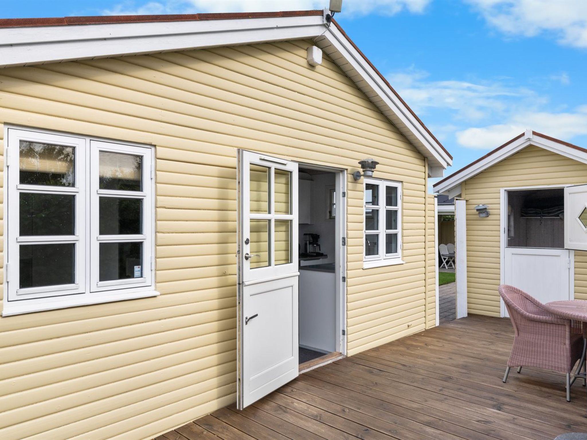 "Lenya" - 60m from the sea-Buiten