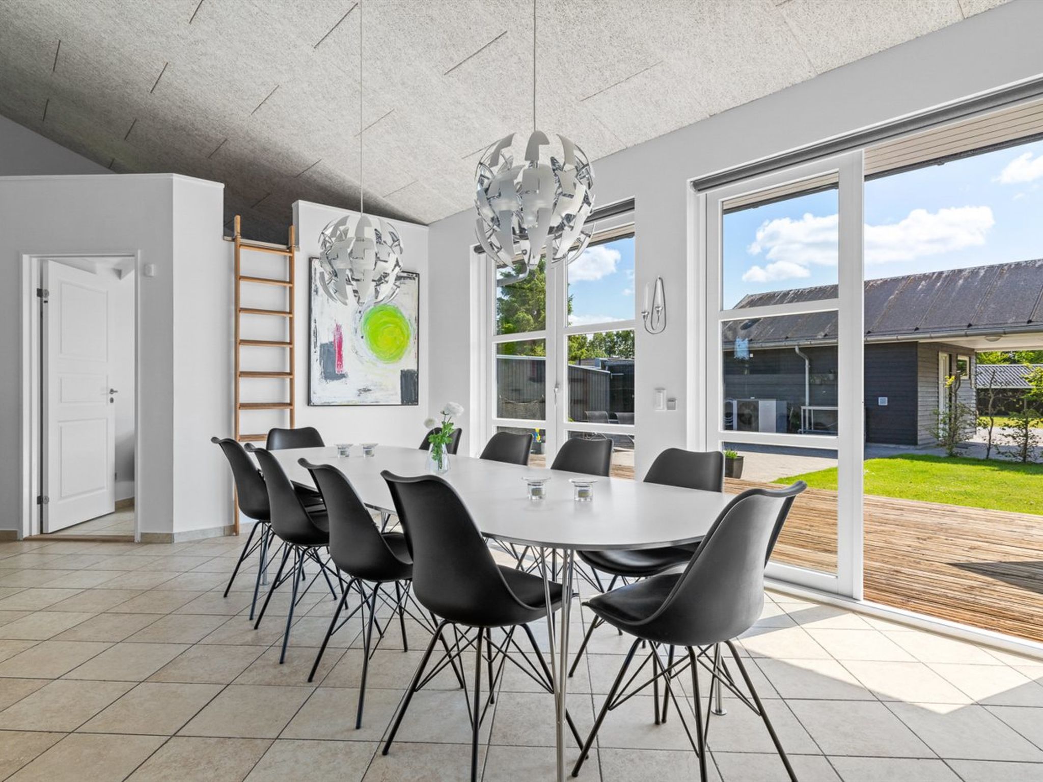 "Mildred" - 400m from the sea-Binnen