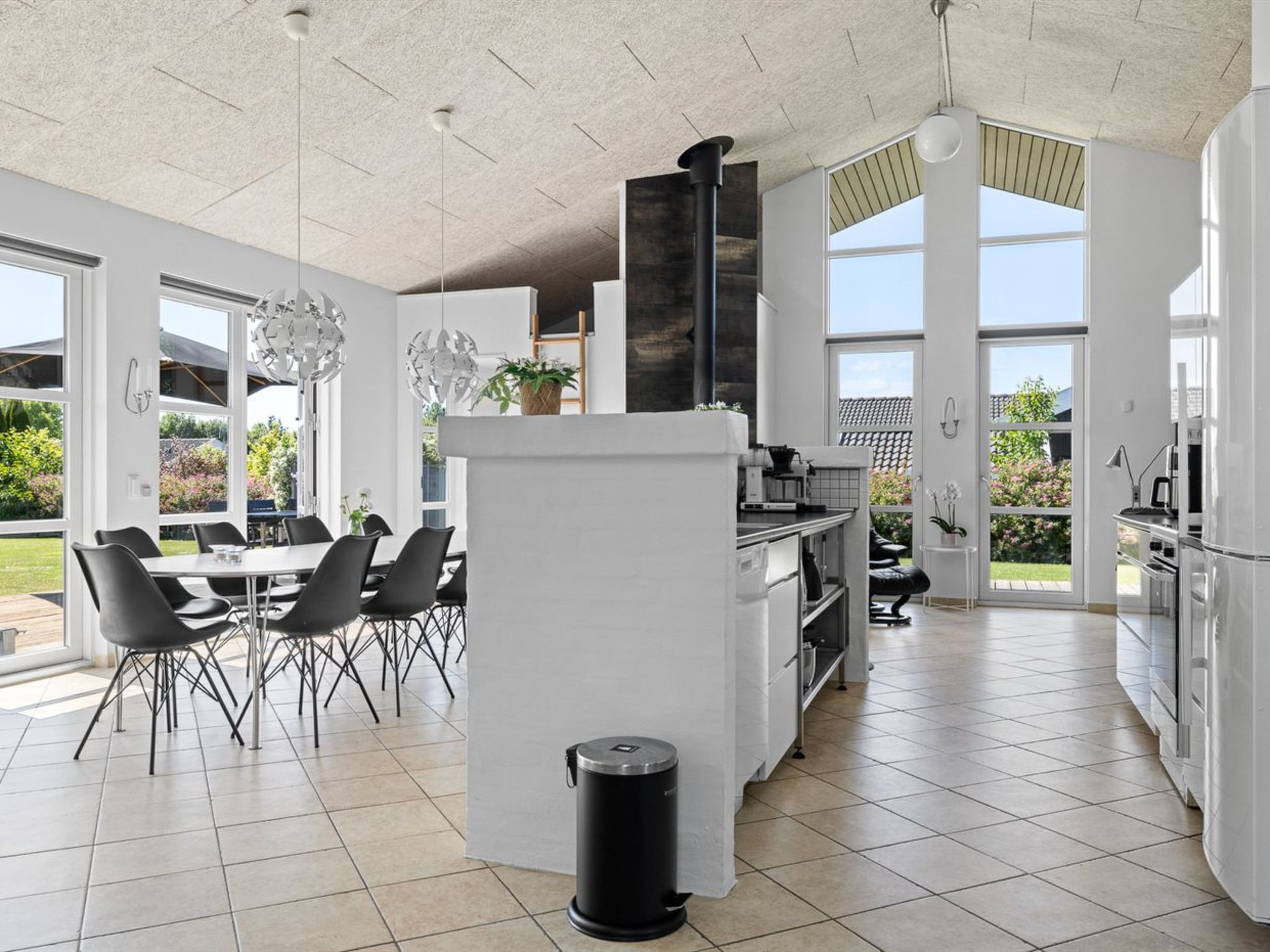 "Mildred" - 400m from the sea-Binnen