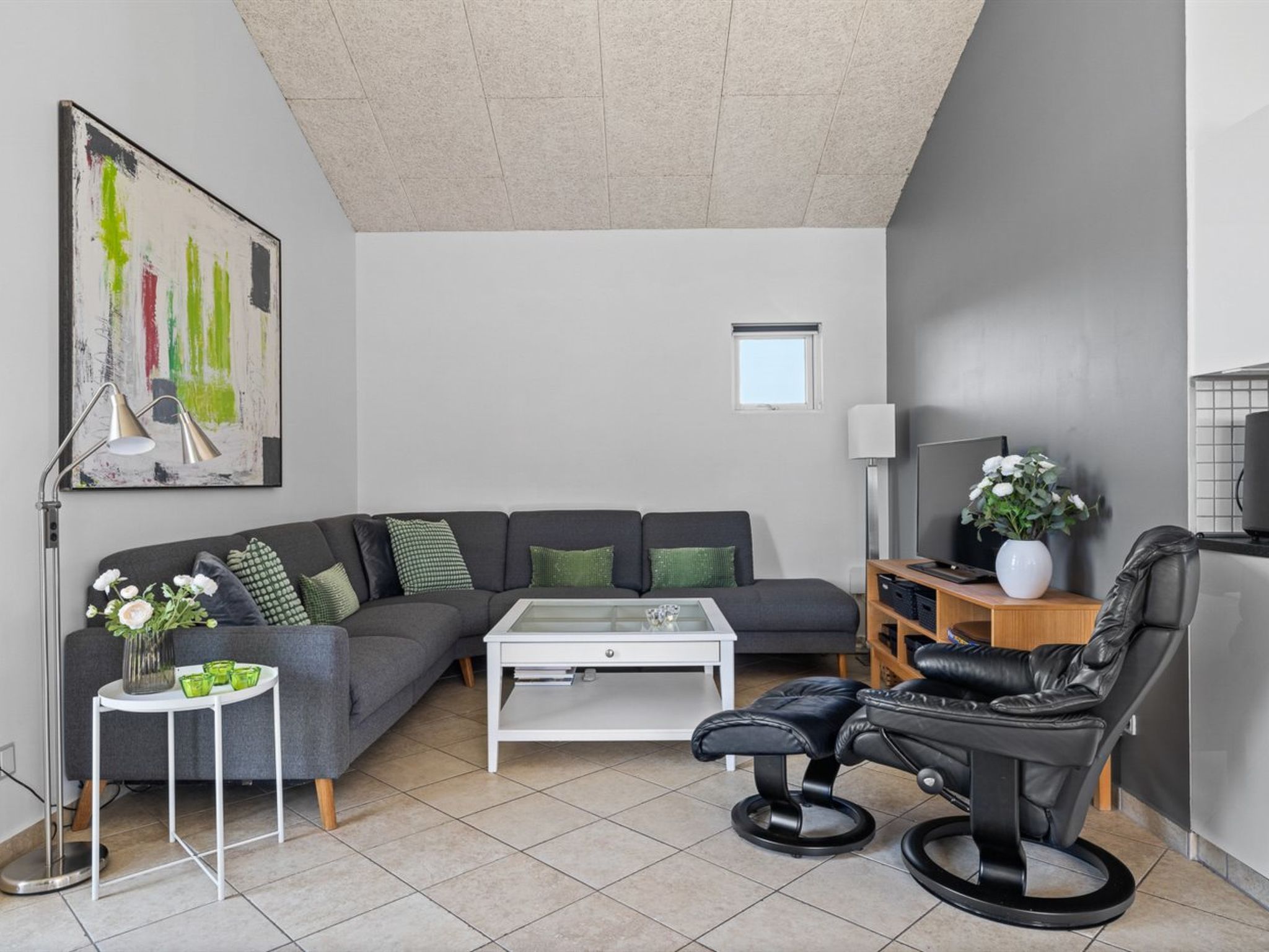 "Mildred" - 400m from the sea-Binnen