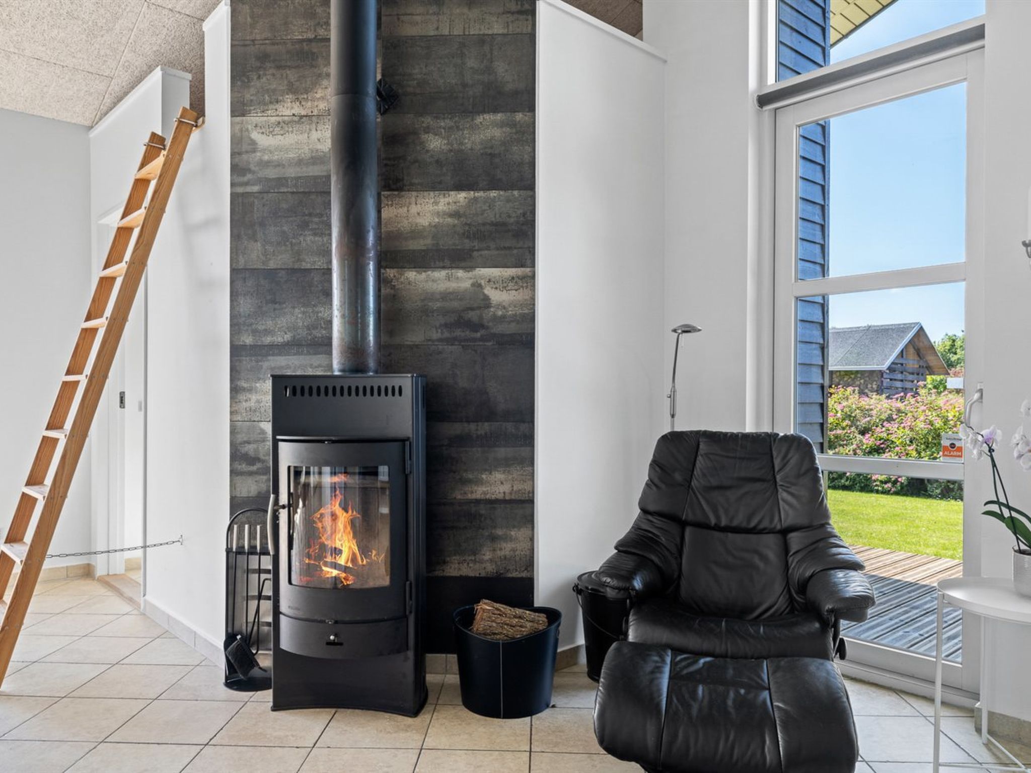 "Mildred" - 400m from the sea-Binnen