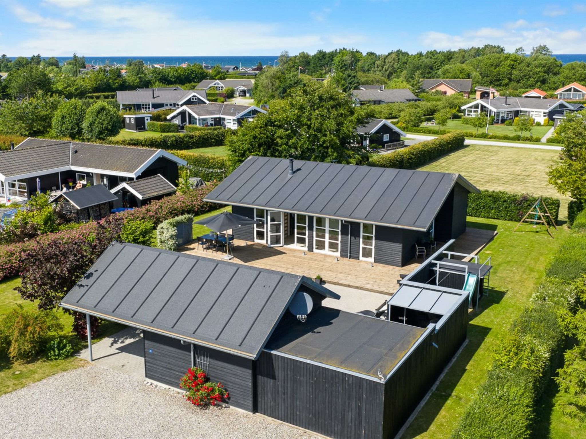 Photo of "Mildred" - 400m from the sea