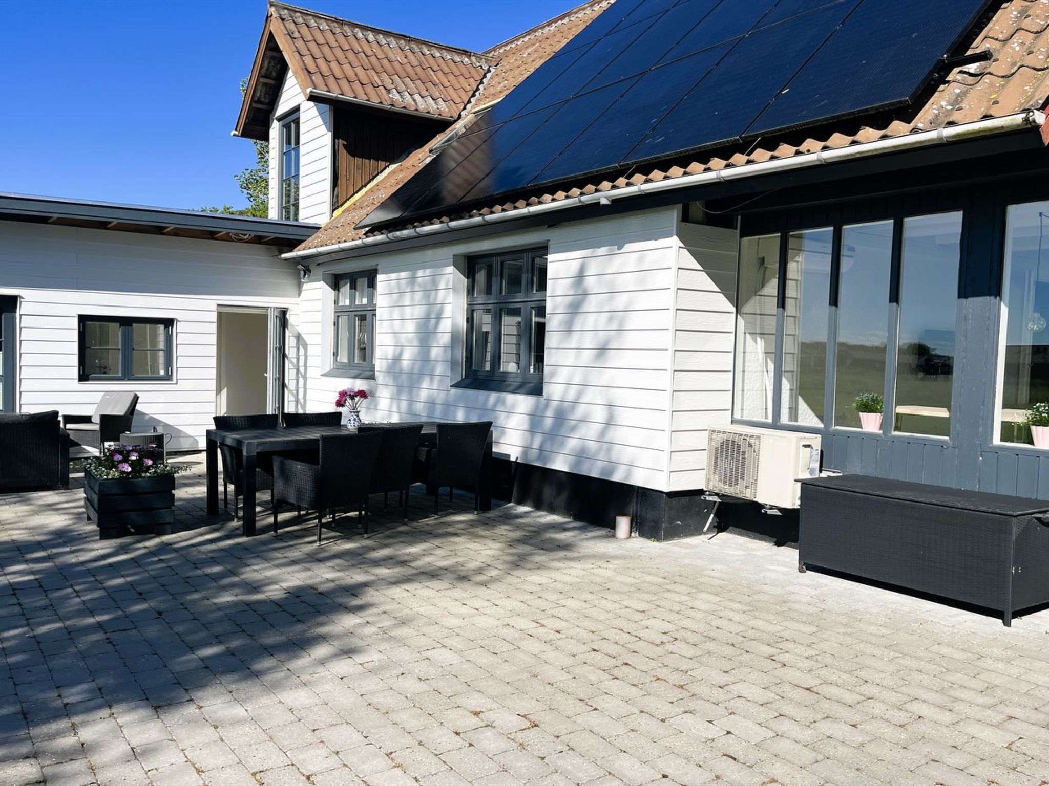 "Aaro" - 275m from the sea - Buiten