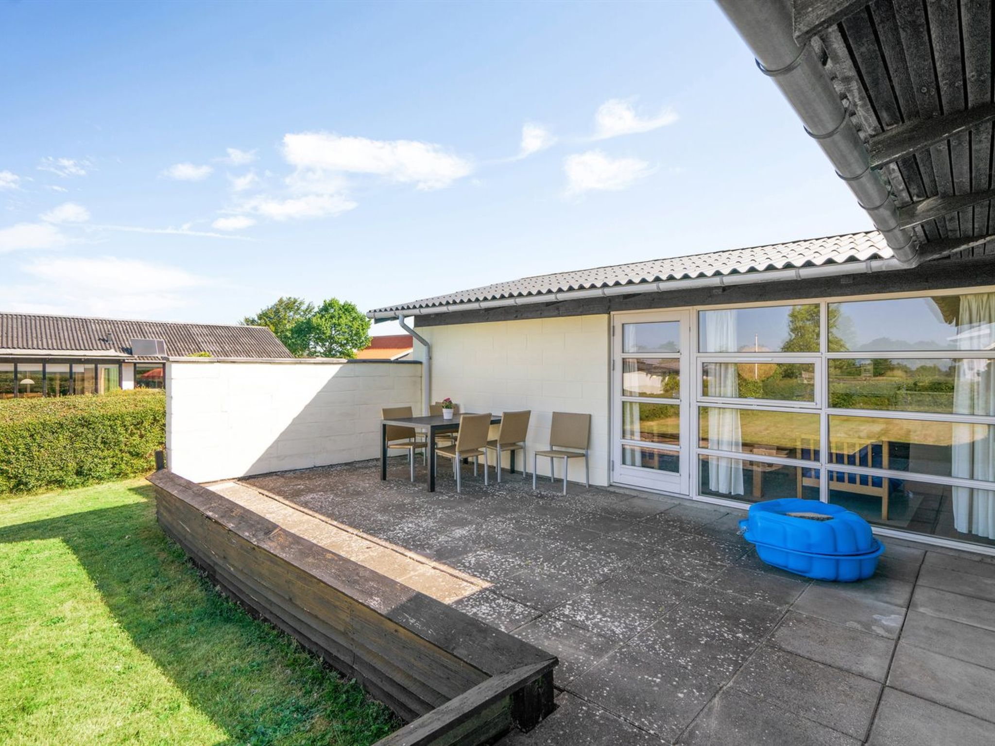 "Evald" - 200m from the sea - Buiten