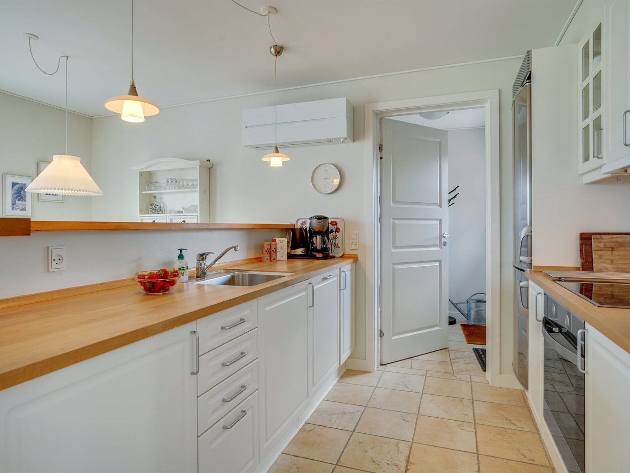 "Eike" - 250m from the sea - Binnen