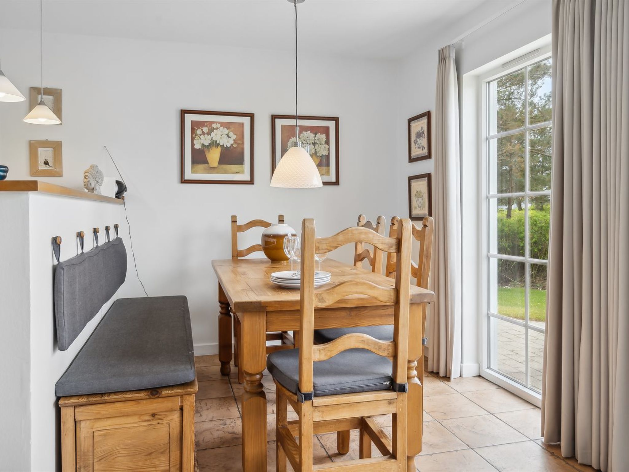 "Matleena" - 200m from the sea - Binnen