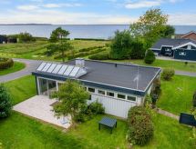 6-persoons vakantiehuis met zeezicht in Brenderup Fyn - thumbnail 1