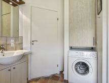 Elfi: Moderne vakantiewoning op slechts 30 meter van de zee in Brenderup - thumbnail 5