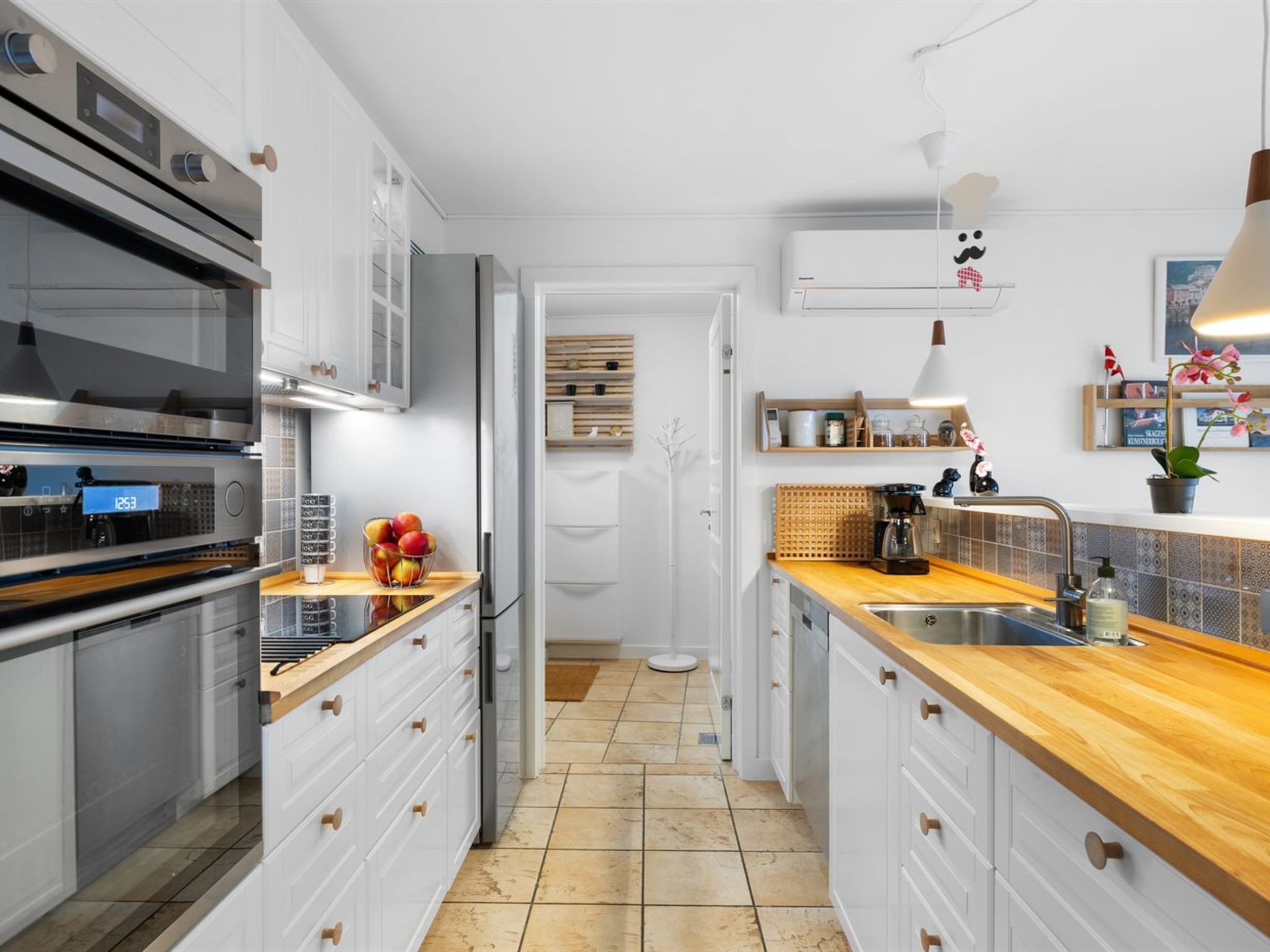 "Ajna" - 250m from the sea-Inside