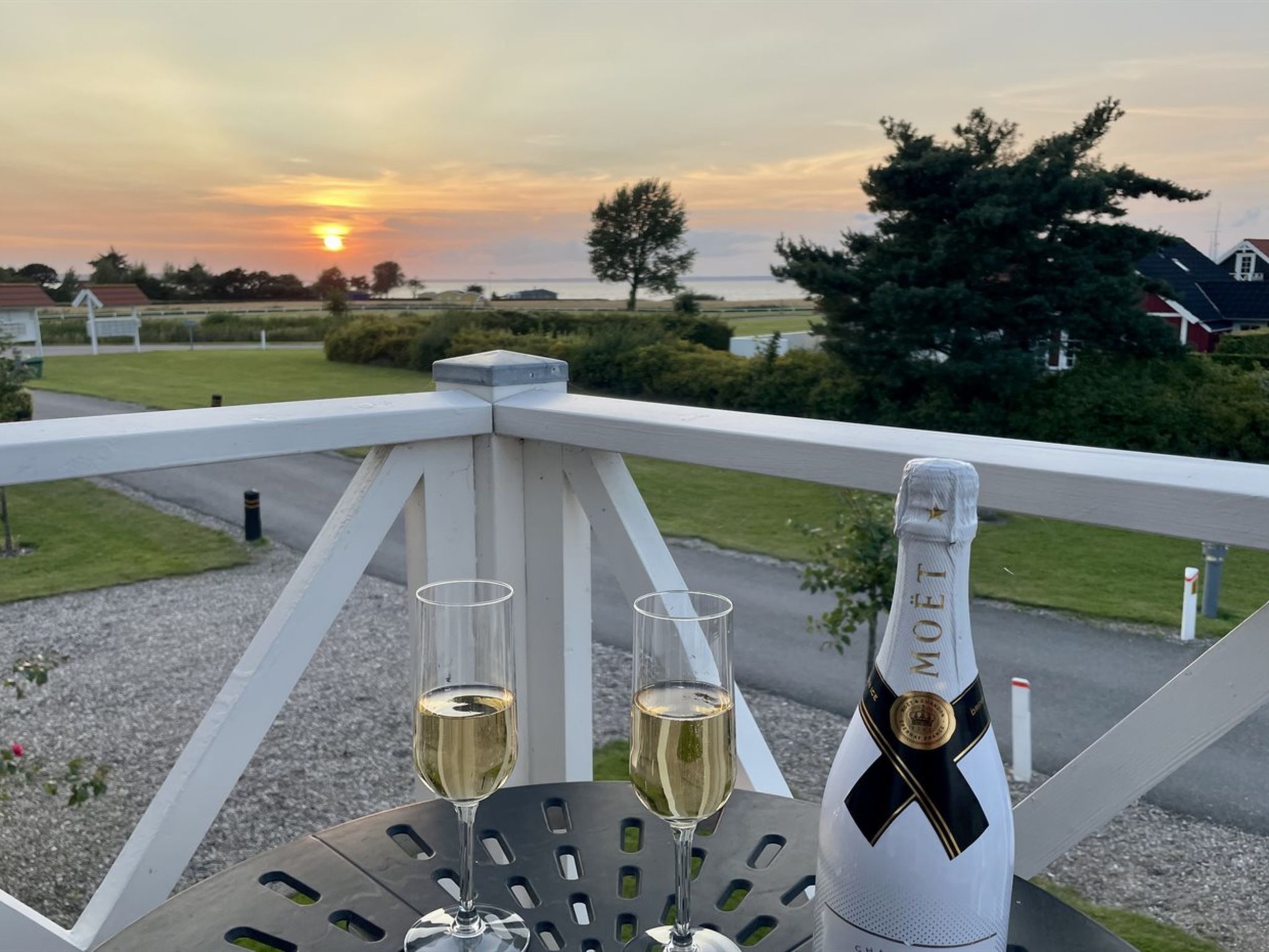 "Dior" - 300m from the sea - Buiten