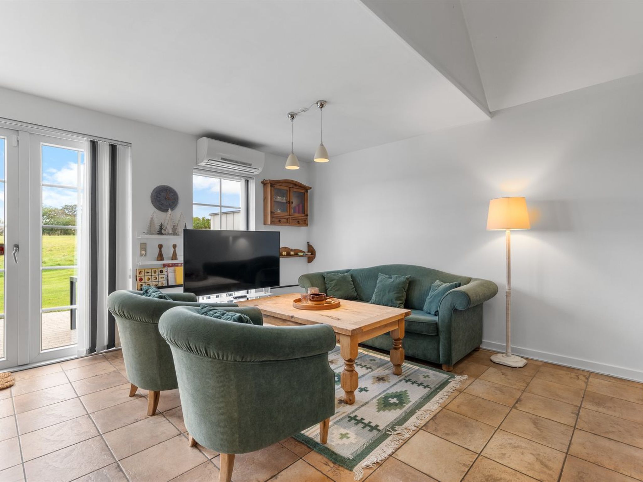 "Skarthi" - 300m from the sea-Inside