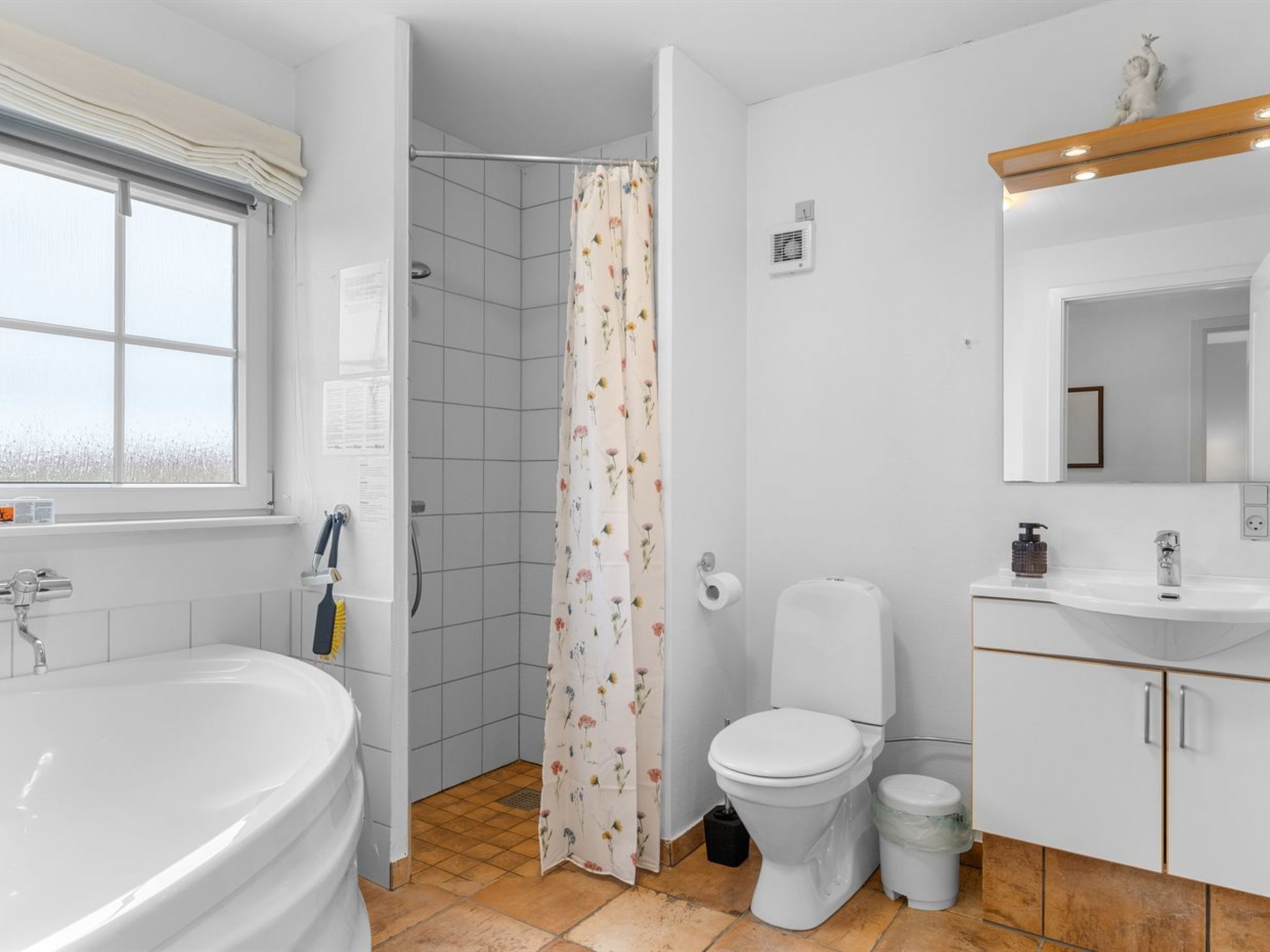 "Skarthi" - 300m from the sea-Inside