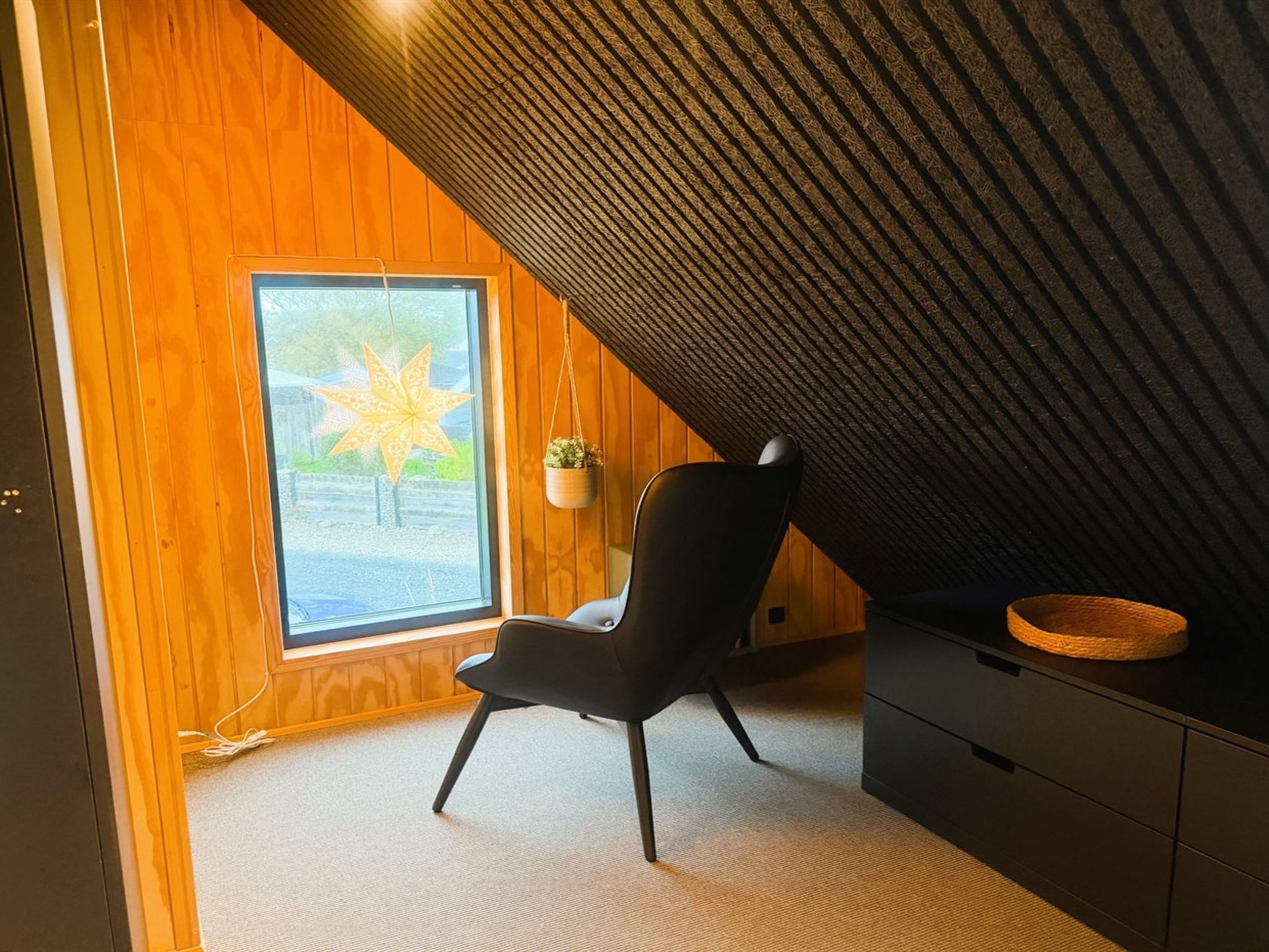 "Greta" - 125m from the sea-Drinnen