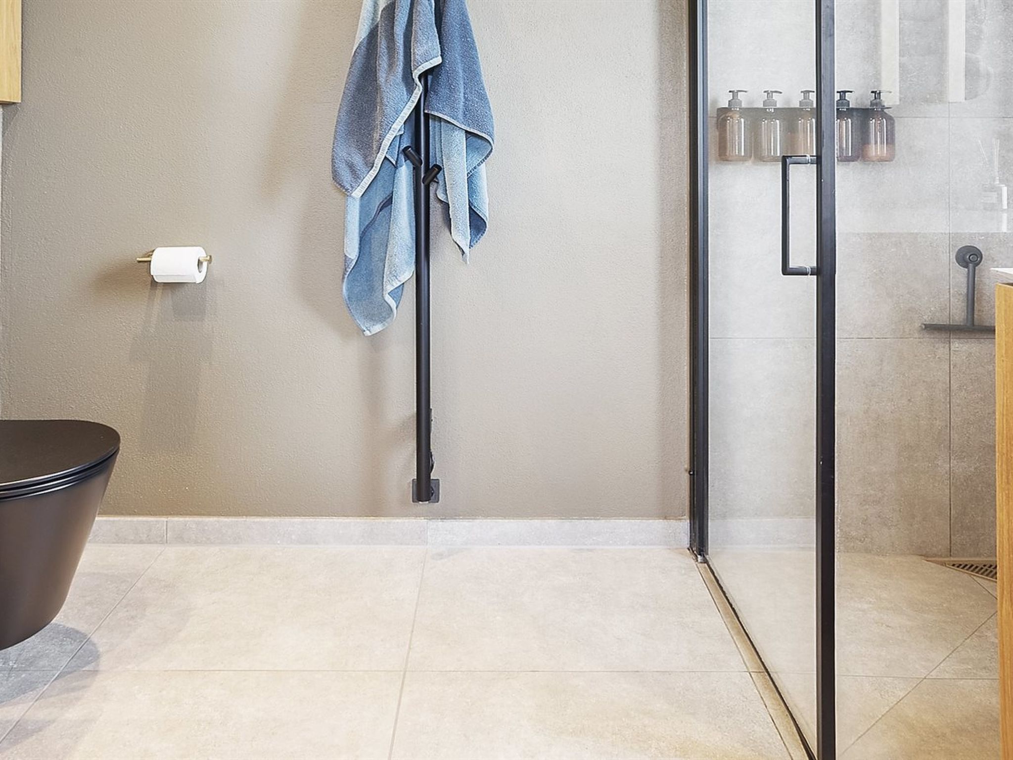 "Greta" - 125m from the sea-Drinnen