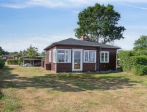 4-persoons vakantiehuis Mirkka met zeezicht in Asperup - thumbnail 3
