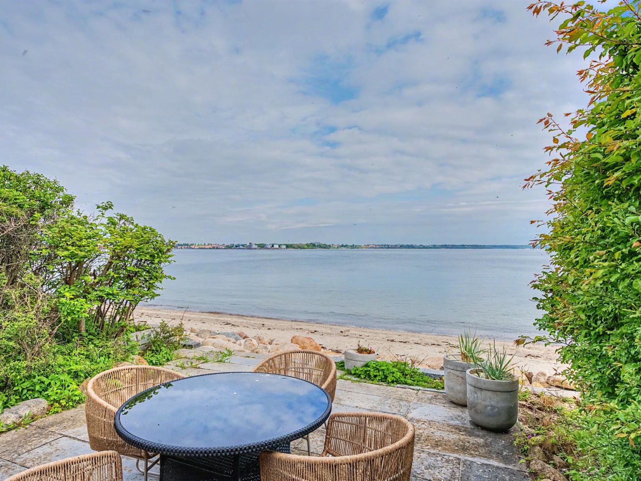 "Laila" - 50m from the sea - Buiten